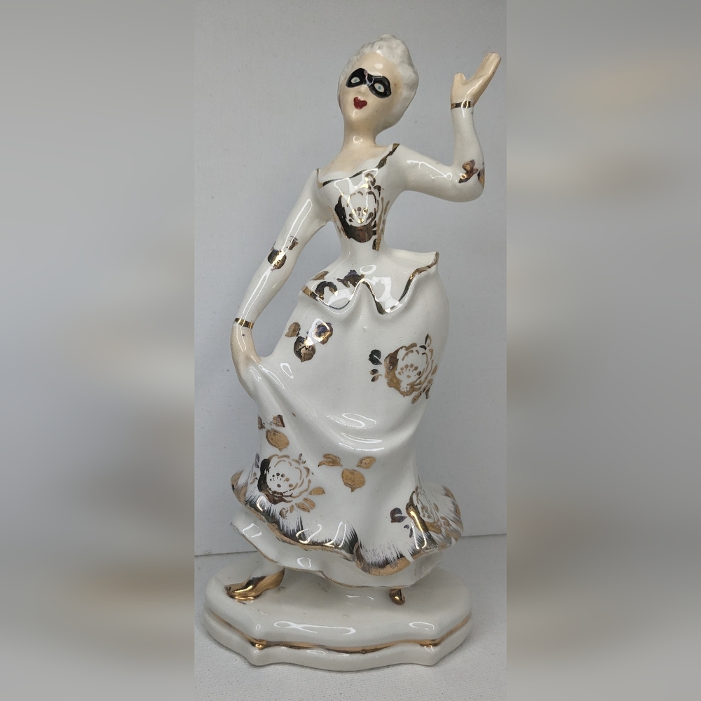 Vtg. Royal Halsey Very Fine Dancing Harlequin Woman Figurine Porcelain Gold C2